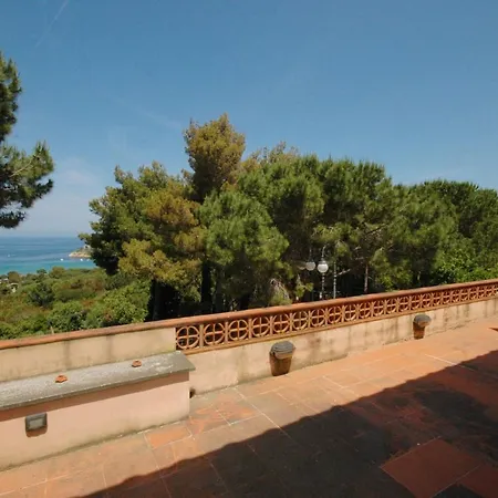 Apartman Il Cappero Con Vista Mare Procchio