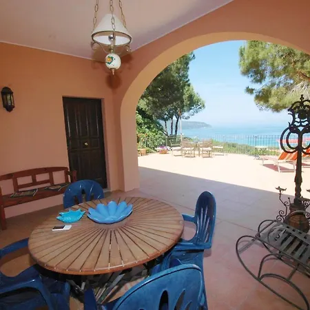 Il Cappero Con Vista Mare Apartman Procchio